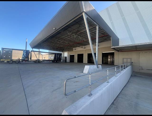 17,653M² WAREHOUSE TO LET IN PAROW INDUSTRIAL